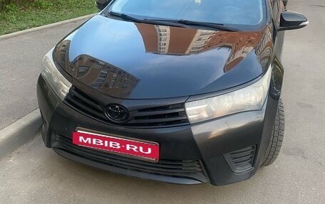 Toyota Corolla, 2014 год, 1 030 000 рублей, 2 фотография