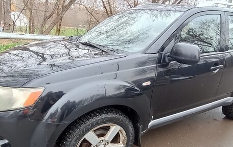 Mitsubishi Outlander III рестайлинг 3, 2008 год, 960 000 рублей, 13 фотография