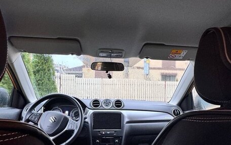 Suzuki Vitara II рестайлинг, 2022 год, 2 700 000 рублей, 9 фотография