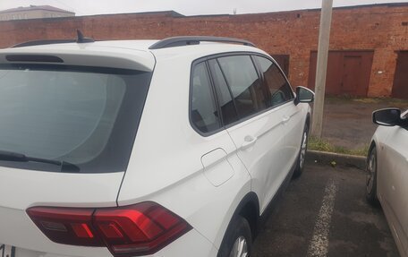 Volkswagen Tiguan II, 2021 год, 2 100 000 рублей, 8 фотография