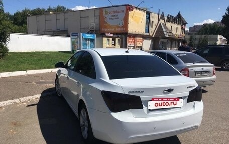 Chevrolet Cruze II, 2010 год, 750 000 рублей, 7 фотография