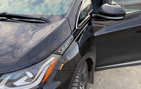 Chevrolet Bolt, 2017 год, 1 830 000 рублей, 4 фотография