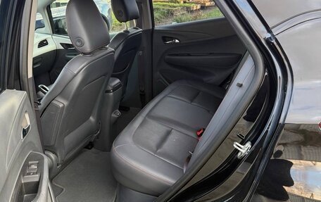 Chevrolet Bolt, 2017 год, 1 830 000 рублей, 15 фотография