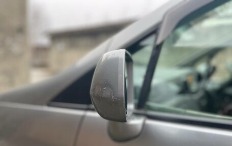 Nissan Liberty, 2001 год, 580 000 рублей, 10 фотография