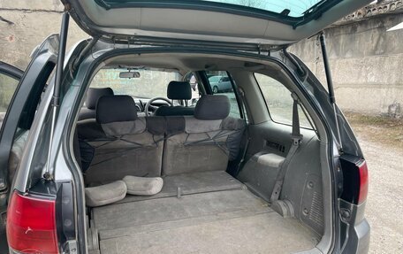 Nissan Liberty, 2001 год, 580 000 рублей, 17 фотография