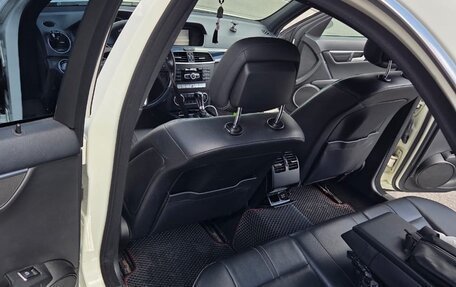 Mercedes-Benz C-Класс, 2011 год, 1 400 000 рублей, 6 фотография