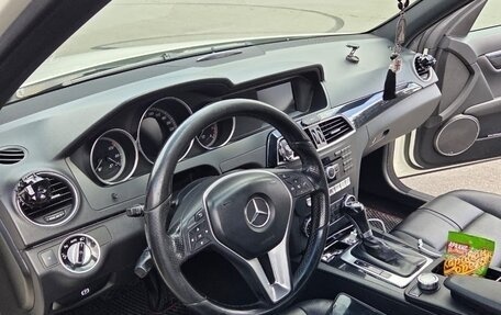 Mercedes-Benz C-Класс, 2011 год, 1 400 000 рублей, 8 фотография