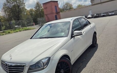 Mercedes-Benz C-Класс, 2011 год, 1 400 000 рублей, 5 фотография