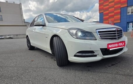 Mercedes-Benz C-Класс, 2011 год, 1 400 000 рублей, 10 фотография