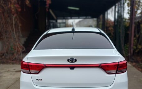KIA Rio IV, 2018 год, 1 500 000 рублей, 5 фотография
