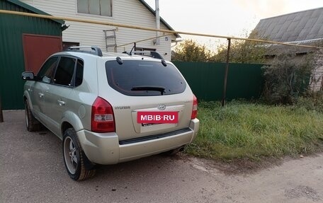 Hyundai Tucson III, 2008 год, 800 000 рублей, 2 фотография