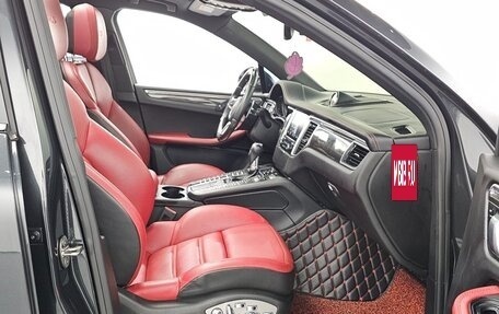 Porsche Macan I рестайлинг, 2018 год, 4 650 000 рублей, 9 фотография