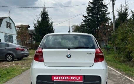 BMW 1 серия, 2008 год, 900 000 рублей, 6 фотография