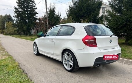 BMW 1 серия, 2008 год, 900 000 рублей, 7 фотография