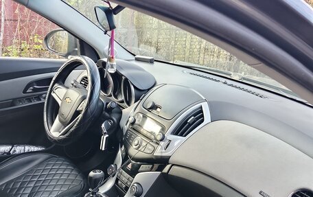 Chevrolet Cruze II, 2013 год, 570 000 рублей, 4 фотография