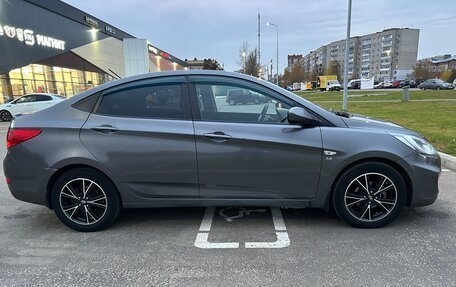 Hyundai Solaris II рестайлинг, 2012 год, 650 000 рублей, 9 фотография