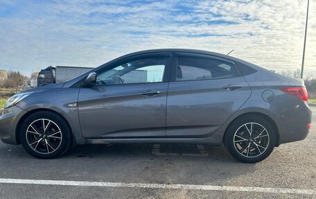 Hyundai Solaris II рестайлинг, 2012 год, 650 000 рублей, 13 фотография