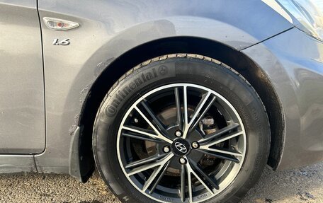 Hyundai Solaris II рестайлинг, 2012 год, 650 000 рублей, 17 фотография