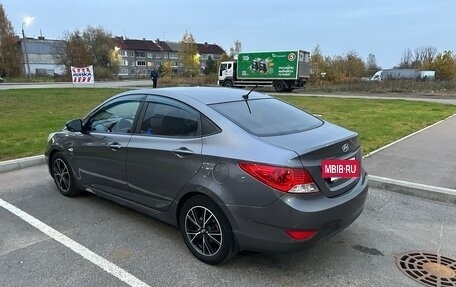 Hyundai Solaris II рестайлинг, 2012 год, 650 000 рублей, 7 фотография