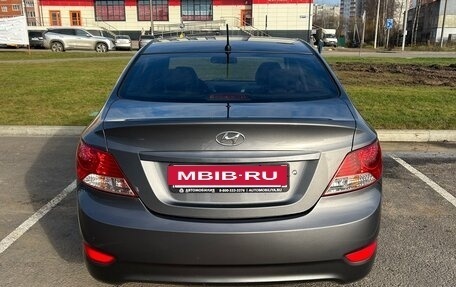 Hyundai Solaris II рестайлинг, 2012 год, 650 000 рублей, 16 фотография