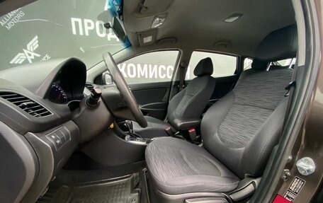 Hyundai Solaris II рестайлинг, 2016 год, 945 000 рублей, 11 фотография
