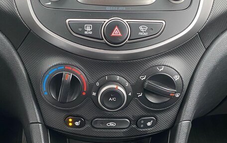 Hyundai Solaris II рестайлинг, 2016 год, 945 000 рублей, 24 фотография