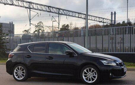 Lexus CT I рестайлинг, 2011 год, 1 780 000 рублей, 2 фотография