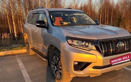 Toyota Land Cruiser Prado 150 рестайлинг 2, 2021 год, 7 500 000 рублей, 2 фотография