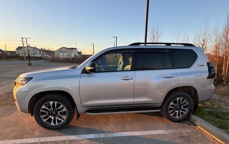 Toyota Land Cruiser Prado 150 рестайлинг 2, 2021 год, 7 500 000 рублей, 9 фотография