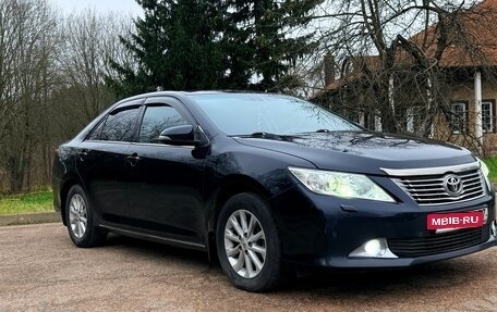 Toyota Camry, 2012 год, 1 280 000 рублей, 8 фотография