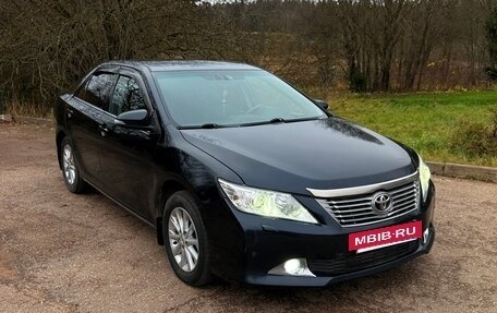 Toyota Camry, 2012 год, 1 280 000 рублей, 2 фотография