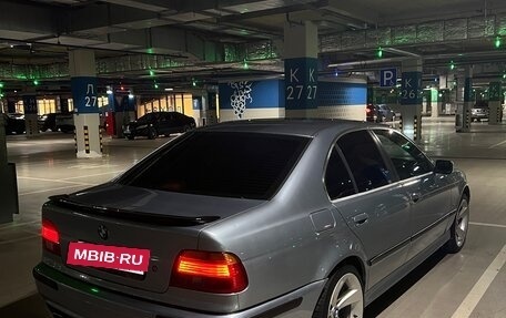 BMW 5 серия, 2001 год, 520 000 рублей, 2 фотография