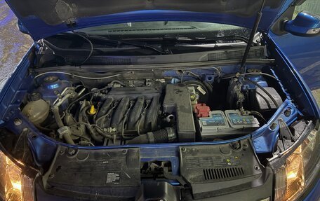 Renault Logan II, 2015 год, 950 000 рублей, 17 фотография