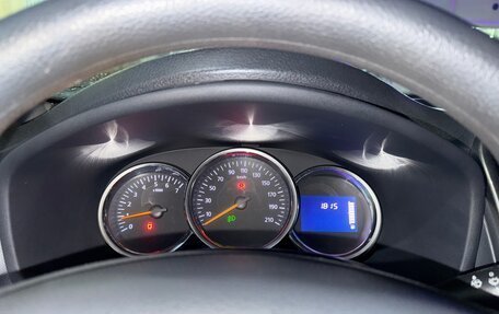 Renault Logan II, 2015 год, 950 000 рублей, 20 фотография