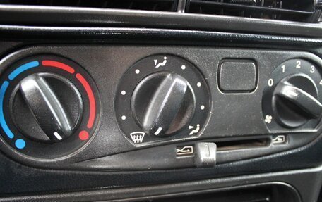 Chevrolet Niva I рестайлинг, 2011 год, 249 000 рублей, 10 фотография