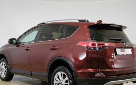 Toyota RAV4, 2017 год, 2 415 000 рублей, 7 фотография