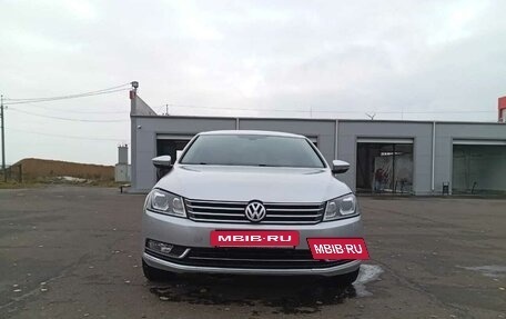 Volkswagen Passat B7, 2012 год, 1 080 000 рублей, 2 фотография