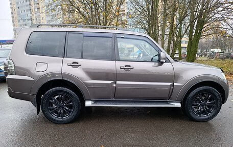 Mitsubishi Pajero IV, 2012 год, 2 050 000 рублей, 4 фотография