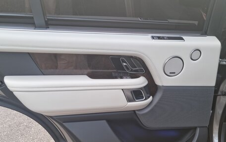 Land Rover Range Rover IV рестайлинг, 2020 год, 11 200 000 рублей, 17 фотография