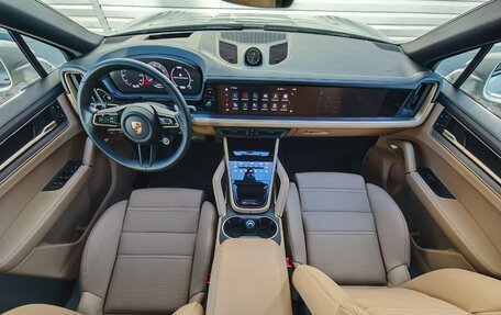 Porsche Cayenne III, 2024 год, 17 997 000 рублей, 11 фотография