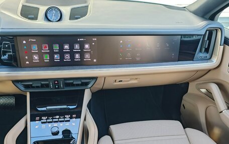 Porsche Cayenne III, 2024 год, 17 997 000 рублей, 15 фотография