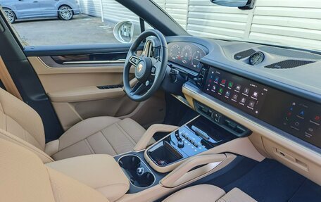 Porsche Cayenne III, 2024 год, 17 997 000 рублей, 16 фотография