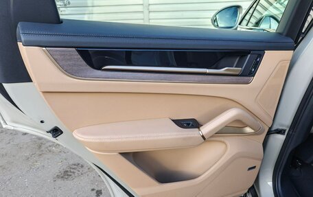 Porsche Cayenne III, 2024 год, 17 997 000 рублей, 27 фотография