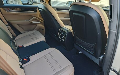 Porsche Cayenne III, 2024 год, 17 997 000 рублей, 23 фотография