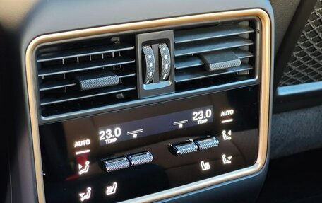 Porsche Cayenne III, 2024 год, 17 997 000 рублей, 30 фотография