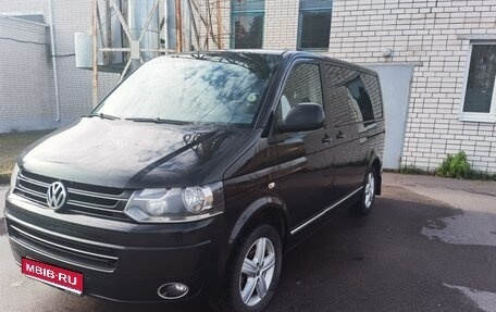 Volkswagen Multivan T5, 2011 год, 1 650 000 рублей, 1 фотография