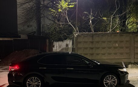 Toyota Camry, 2019 год, 3 850 000 рублей, 5 фотография