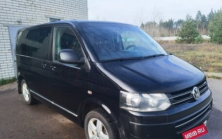 Volkswagen Multivan T5, 2011 год, 1 650 000 рублей, 3 фотография