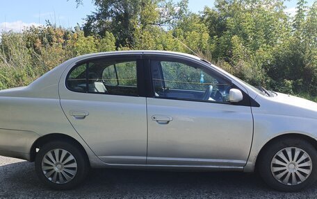 Toyota Platz, 2000 год, 300 000 рублей, 5 фотография