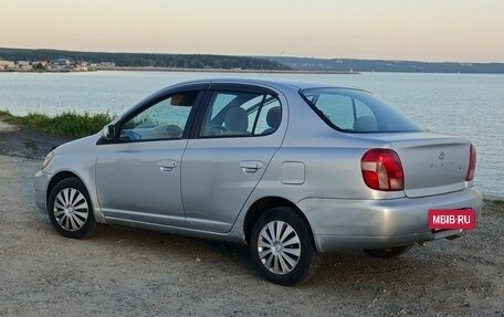 Toyota Platz, 2000 год, 300 000 рублей, 8 фотография